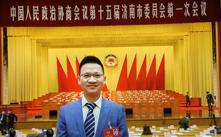 市政協(xié)委員古欣：建設(shè)政府自持高標(biāo)準(zhǔn)輕生產(chǎn)廠房，讓企業(yè)安“家”市區(qū)